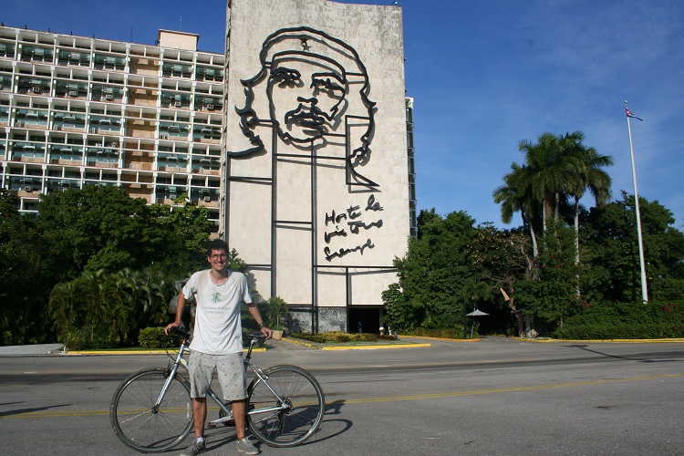 Decimoctavo y decimonoveno día: rompiendo la nostalgia a pedaladas.
